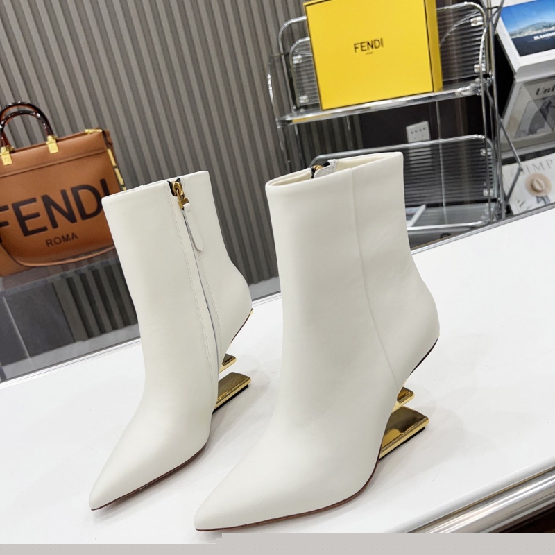 F**di boots